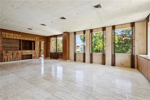 $1,600,000 | 6 Newcomb Boulevard, New Orleans, LA 70118