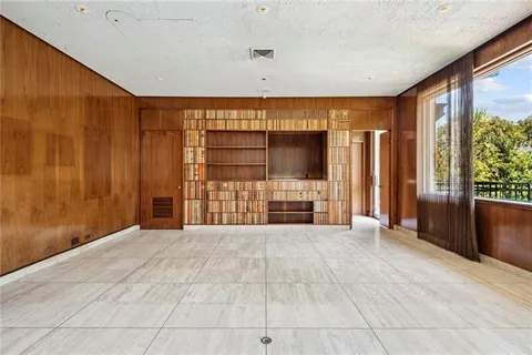 $1,600,000 | 6 Newcomb Boulevard, New Orleans, LA 70118