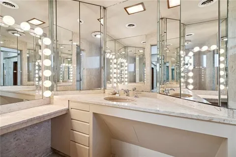 $1,600,000 | 6 Newcomb Boulevard, New Orleans, LA 70118