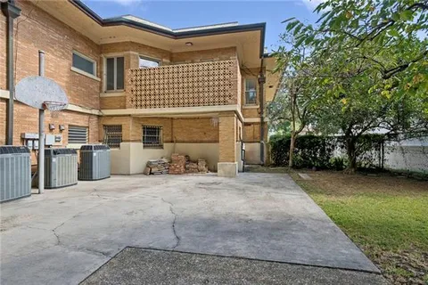 $1,600,000 | 6 Newcomb Boulevard, New Orleans, LA 70118