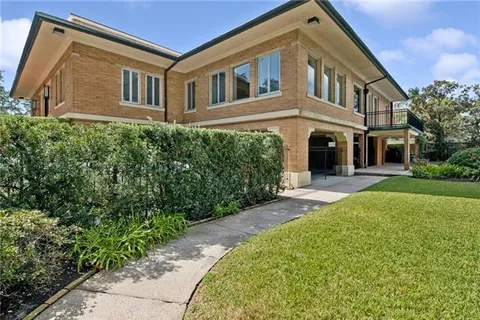 $1,600,000 | 6 Newcomb Boulevard, New Orleans, LA 70118