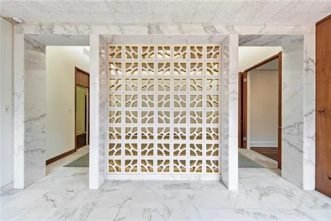 $1,600,000 | 6 Newcomb Boulevard, New Orleans, LA 70118