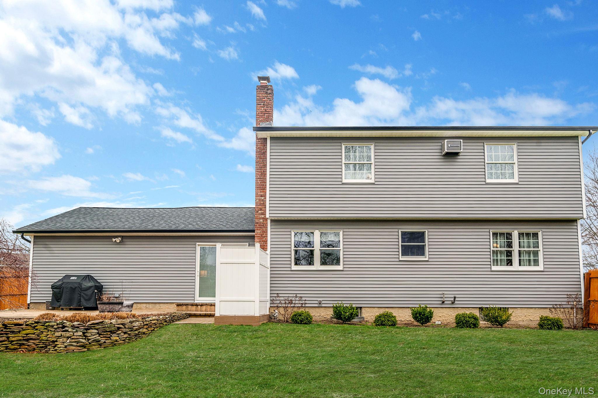 3 Meroke Lane Rocky Point, NY 11778 - Photo 31 of 43