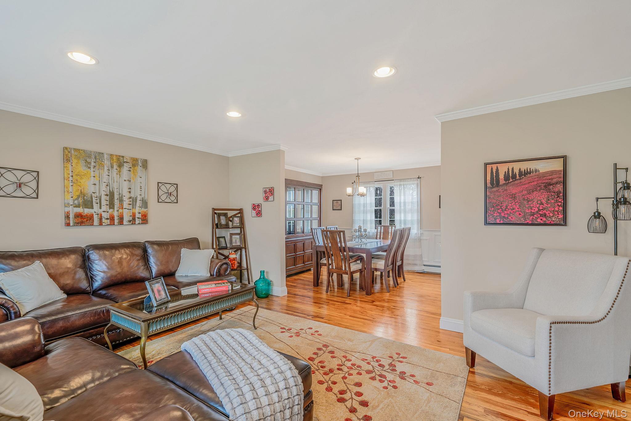 3 Meroke Lane Rocky Point, NY 11778 - Photo 7 of 43