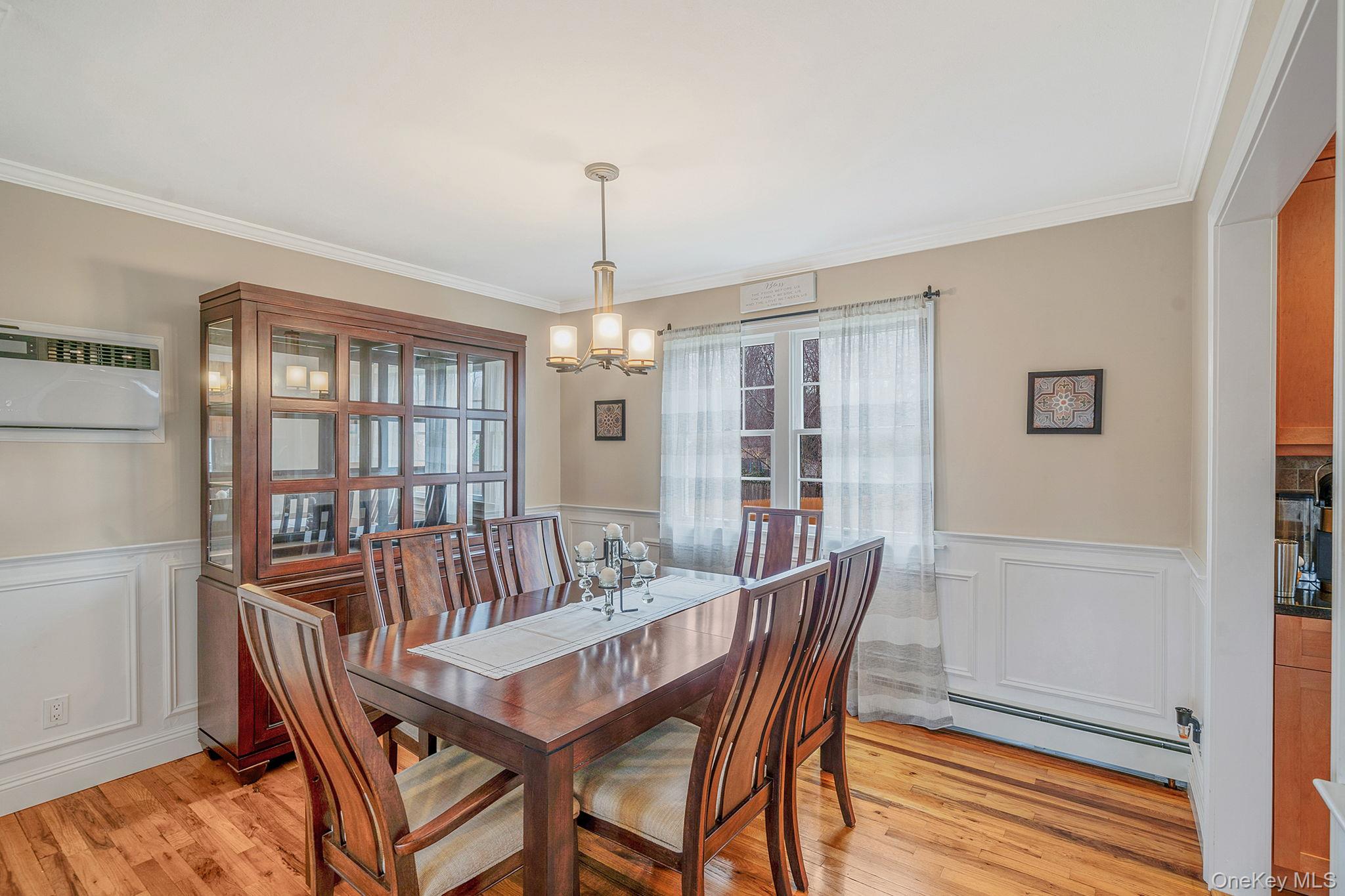 3 Meroke Lane Rocky Point, NY 11778 - Photo 8 of 43 Crown molding, picture frame molding, built-in a/c unit