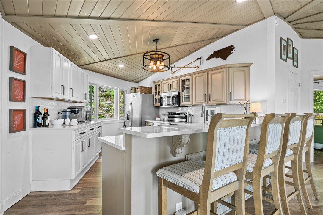 128 Village Road Beech Mountain, NC 28604 - Photo 13 of 32