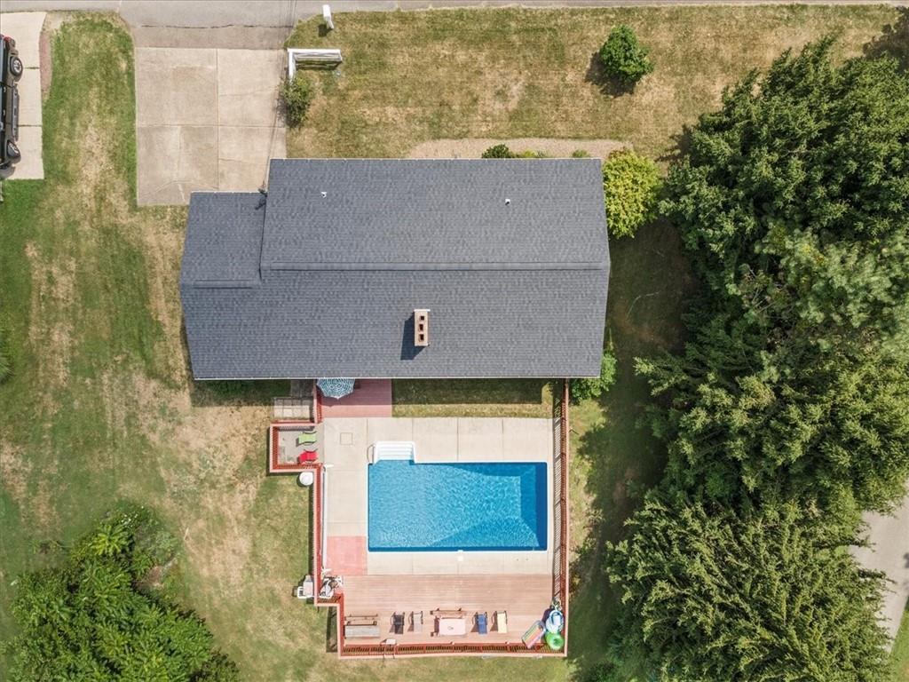 1891 Concord Drive Ambridge, PA 15003 - Photo 38 of 40 an aerial view of a house