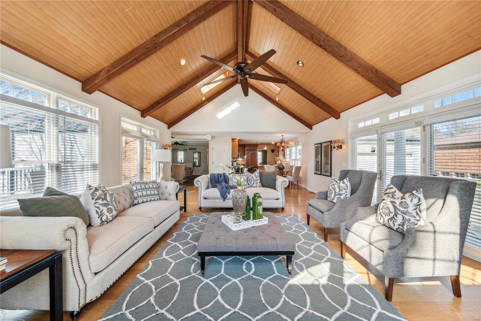 814 Kings Cliff Road St. Louis, MO 63122 - Photo 11 of 26 Gallery Image 11
