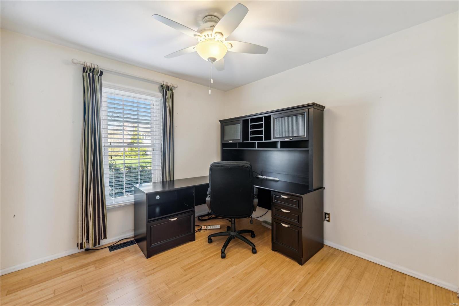 814 Kings Cliff Road St. Louis, MO 63122 - Photo 16 of 26 Gallery Image 16
