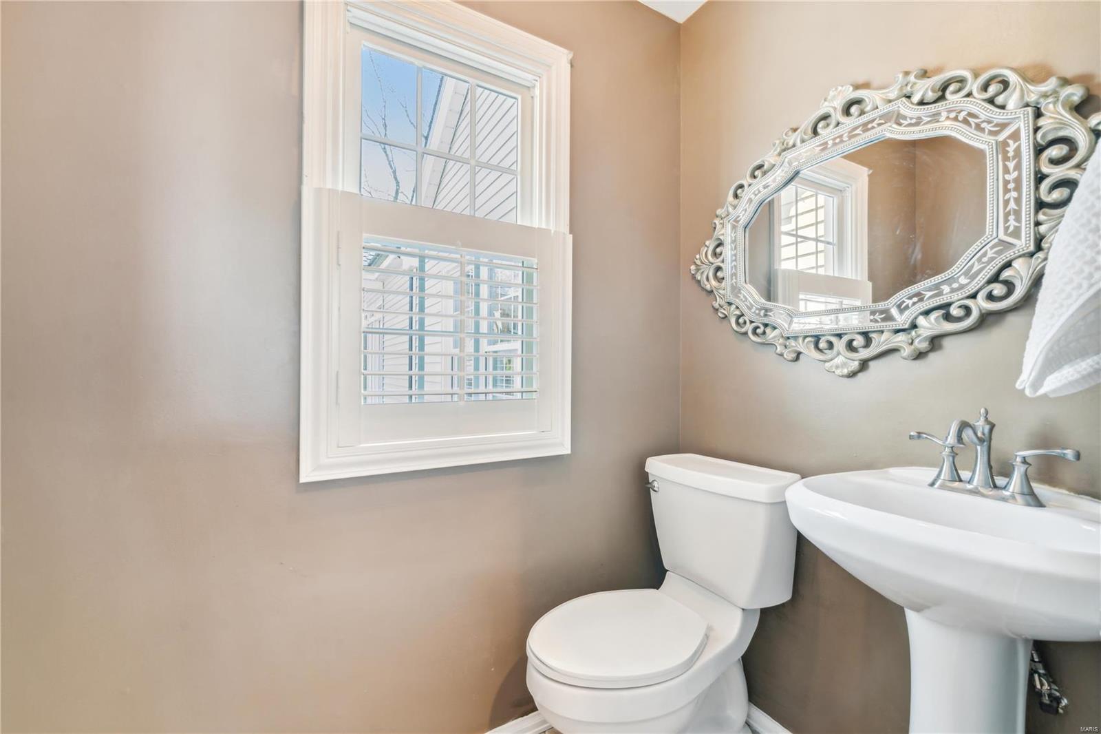 814 Kings Cliff Road St. Louis, MO 63122 - Photo 19 of 26 Gallery Image 19