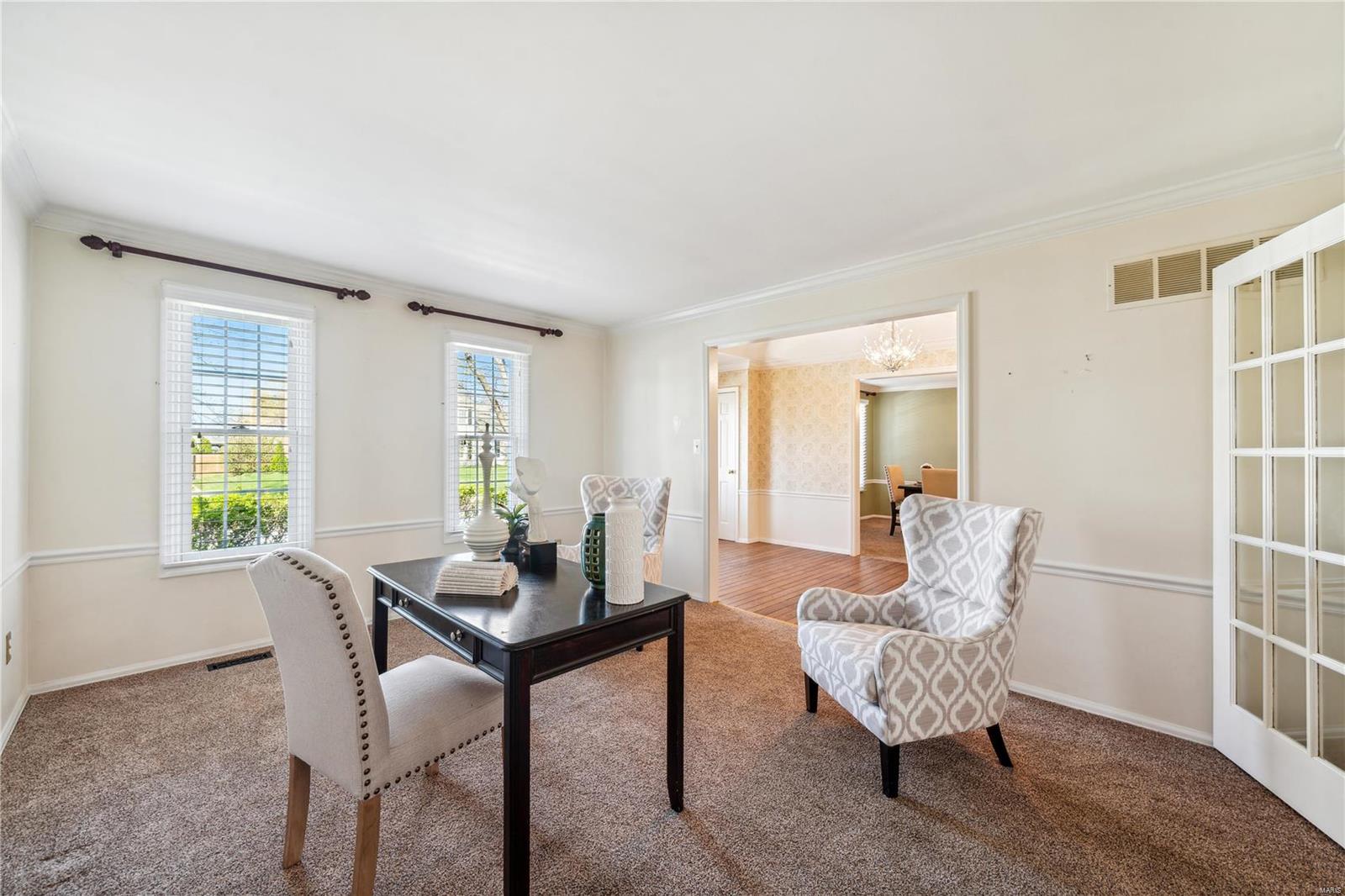 814 Kings Cliff Road St. Louis, MO 63122 - Photo 6 of 26 Gallery Image 6