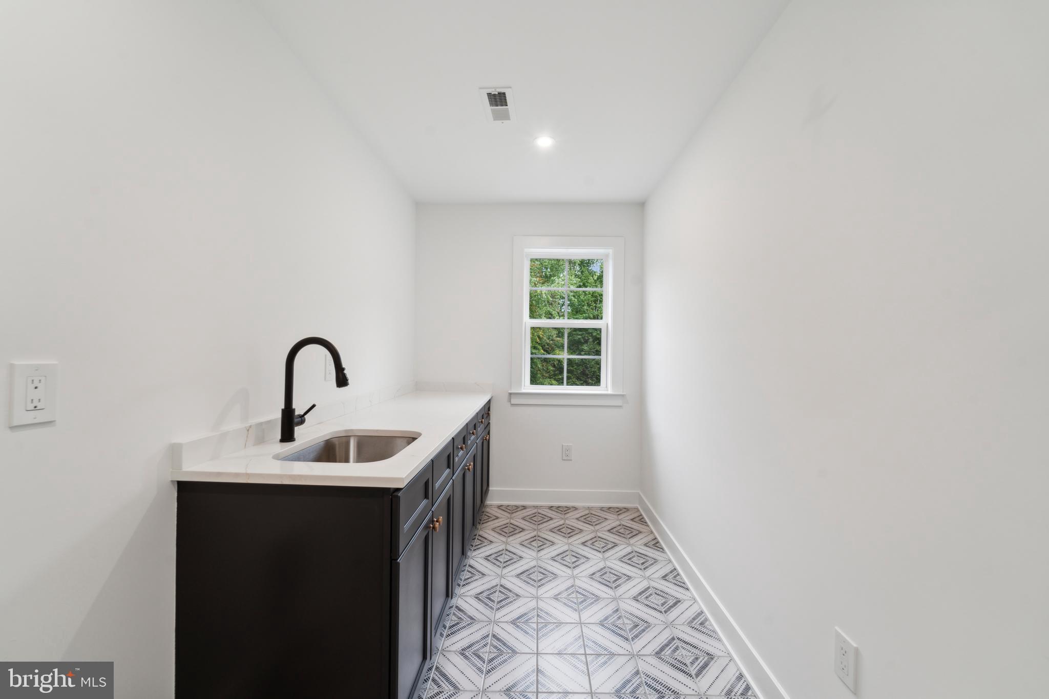 5033 Church Road Mount Laurel, NJ 08054 - Photo 23 of 35