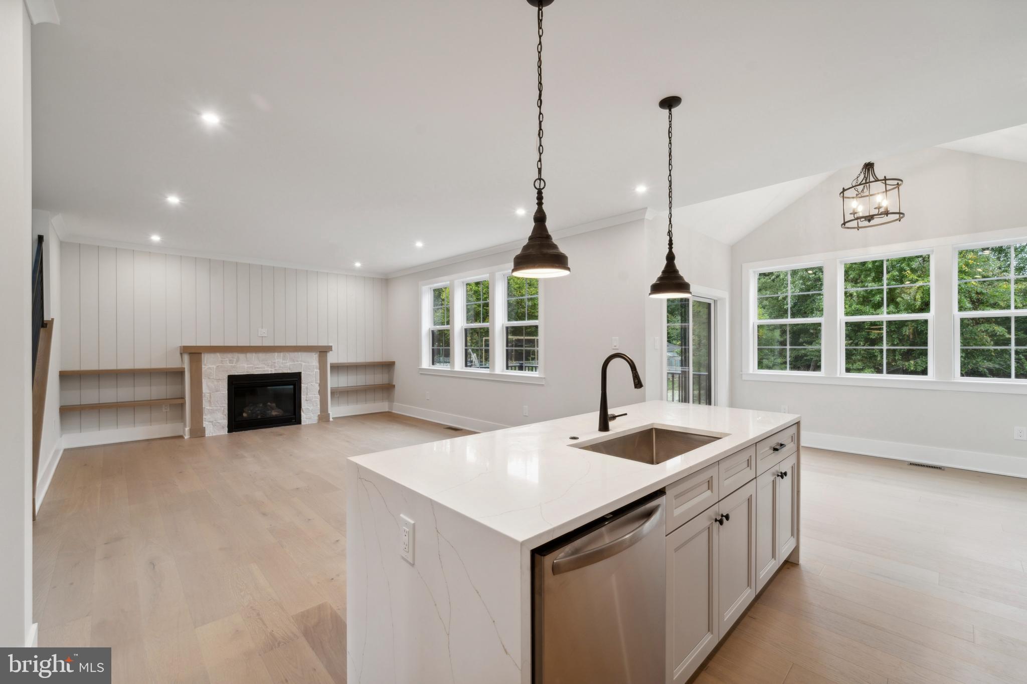 5033 Church Road Mount Laurel, NJ 08054 - Photo 4 of 35