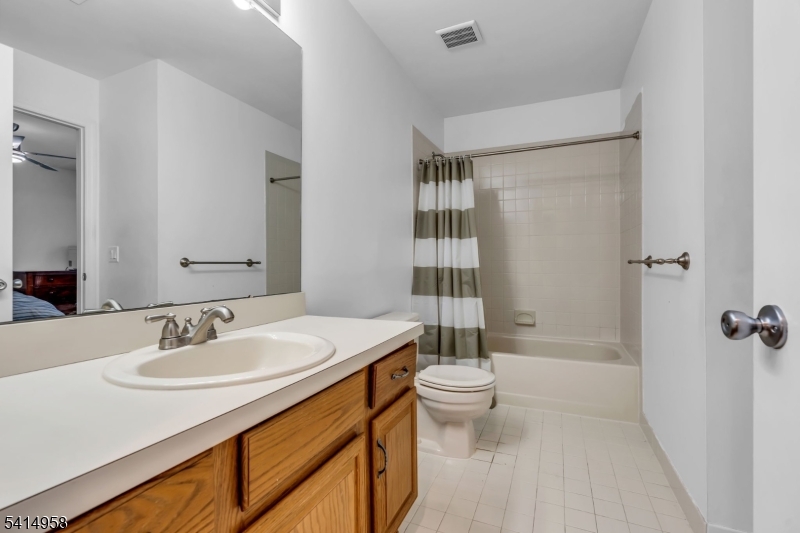 80 Wendover Court Bedminster, NJ 07921 - Photo 21 of 24