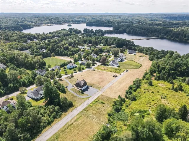 $2,175,000 | 24 Meadow Lane, Southborough, MA 01772