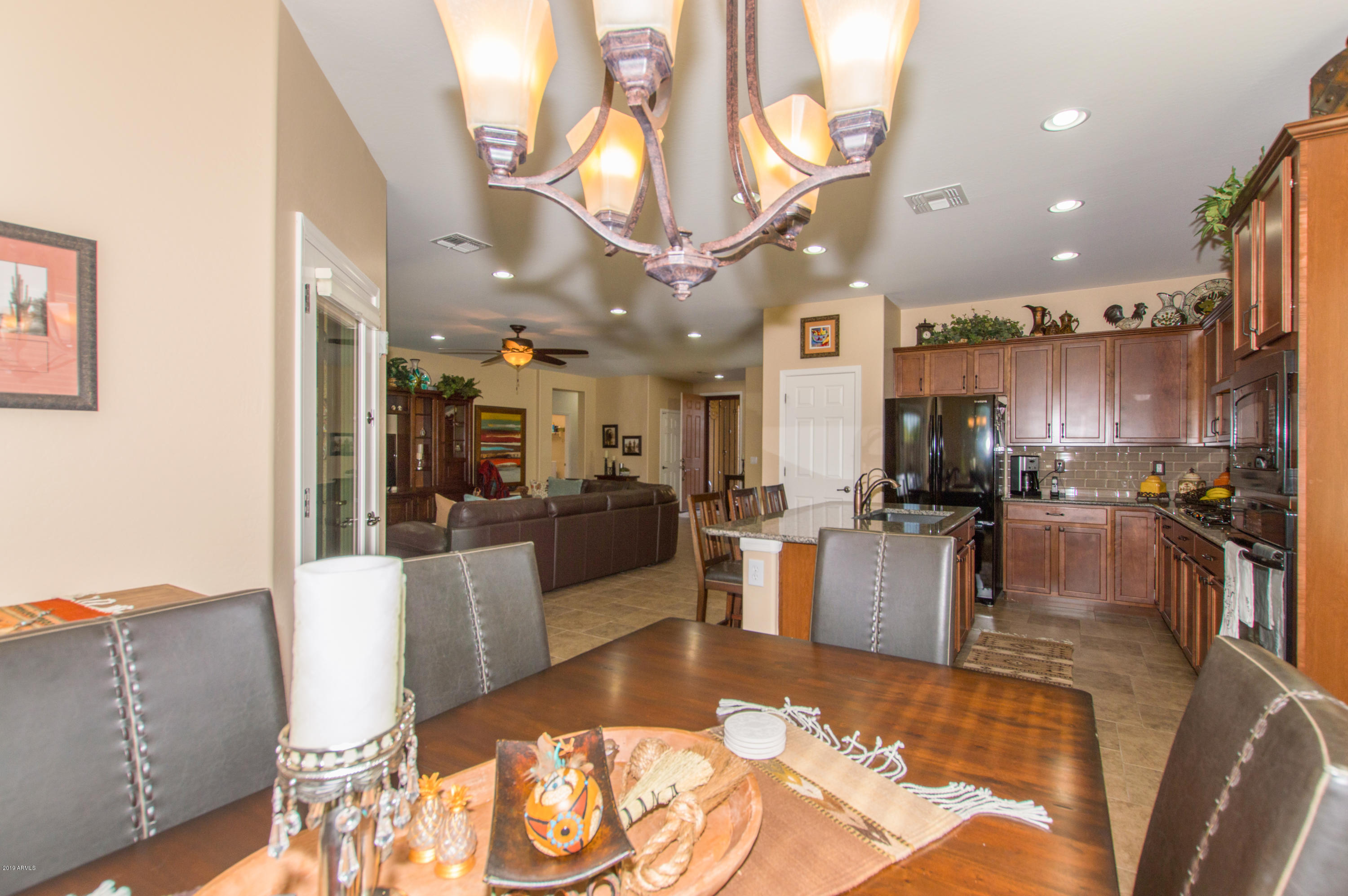 42064 West Rummy Road Maricopa, AZ 85138 - Photo 13 of 33 13 Dining Room