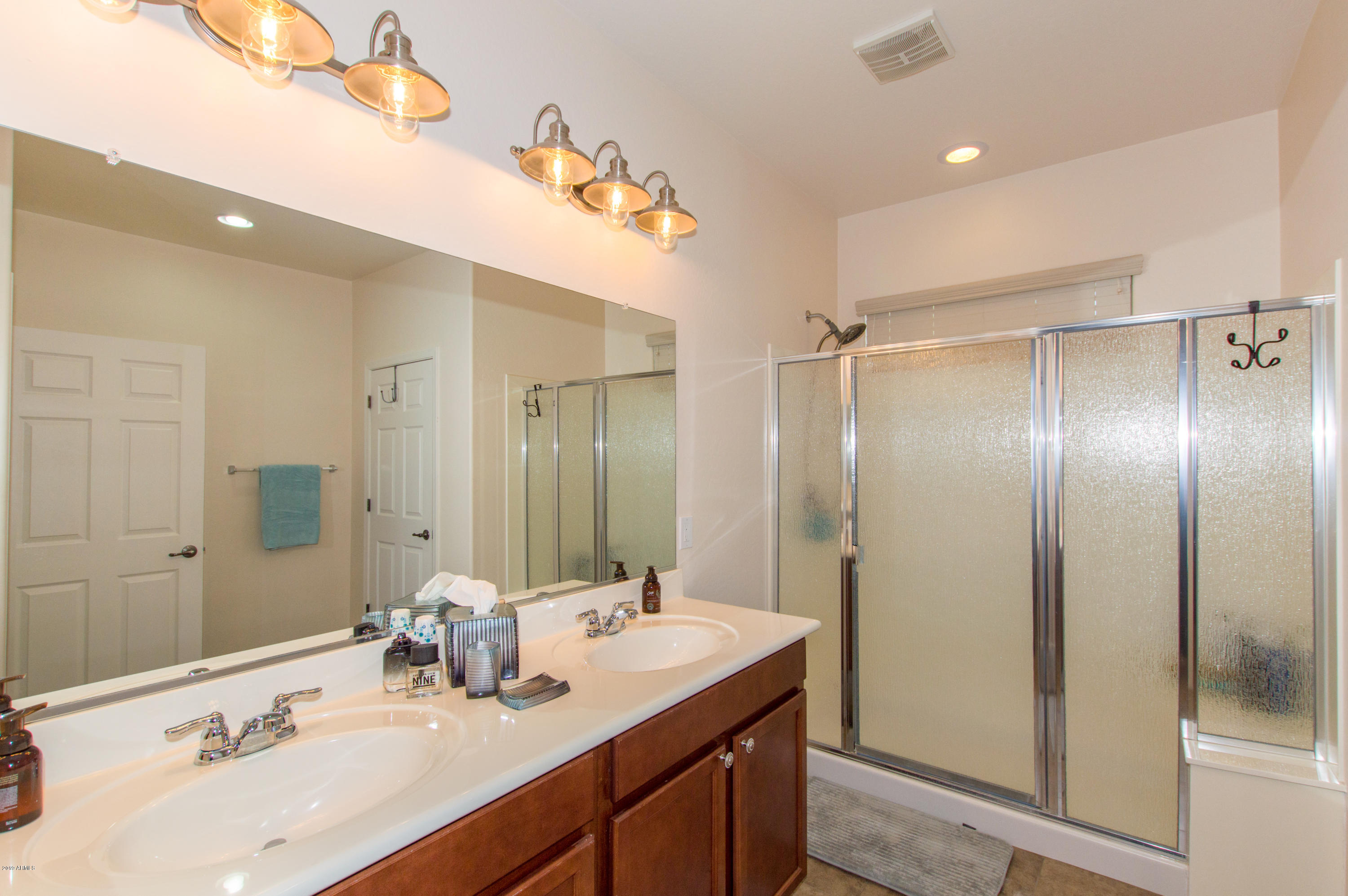42064 West Rummy Road Maricopa, AZ 85138 - Photo 19 of 33 19 Master Bathroom