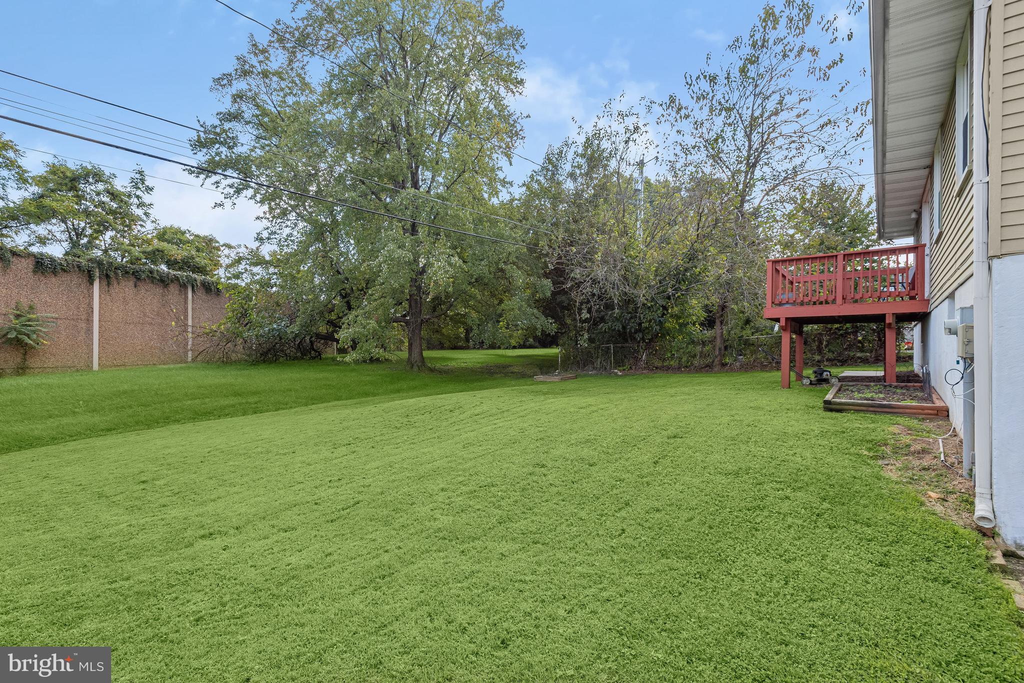 1323 Willow Spring Road Catonsville, MD 21228 - Photo 39 of 45 Level backyard