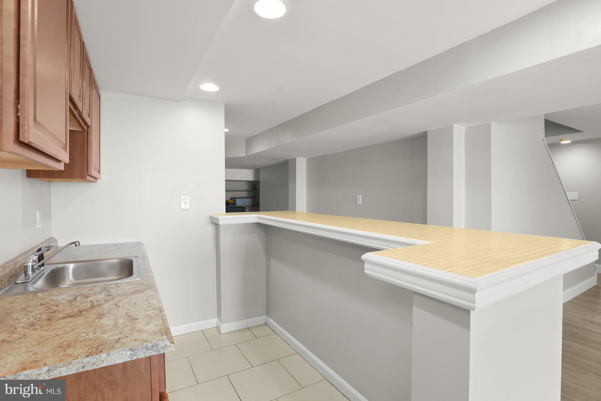 1323 Willow Spring Road Catonsville, MD 21228 - Photo 6 of 45 Custom wet bar