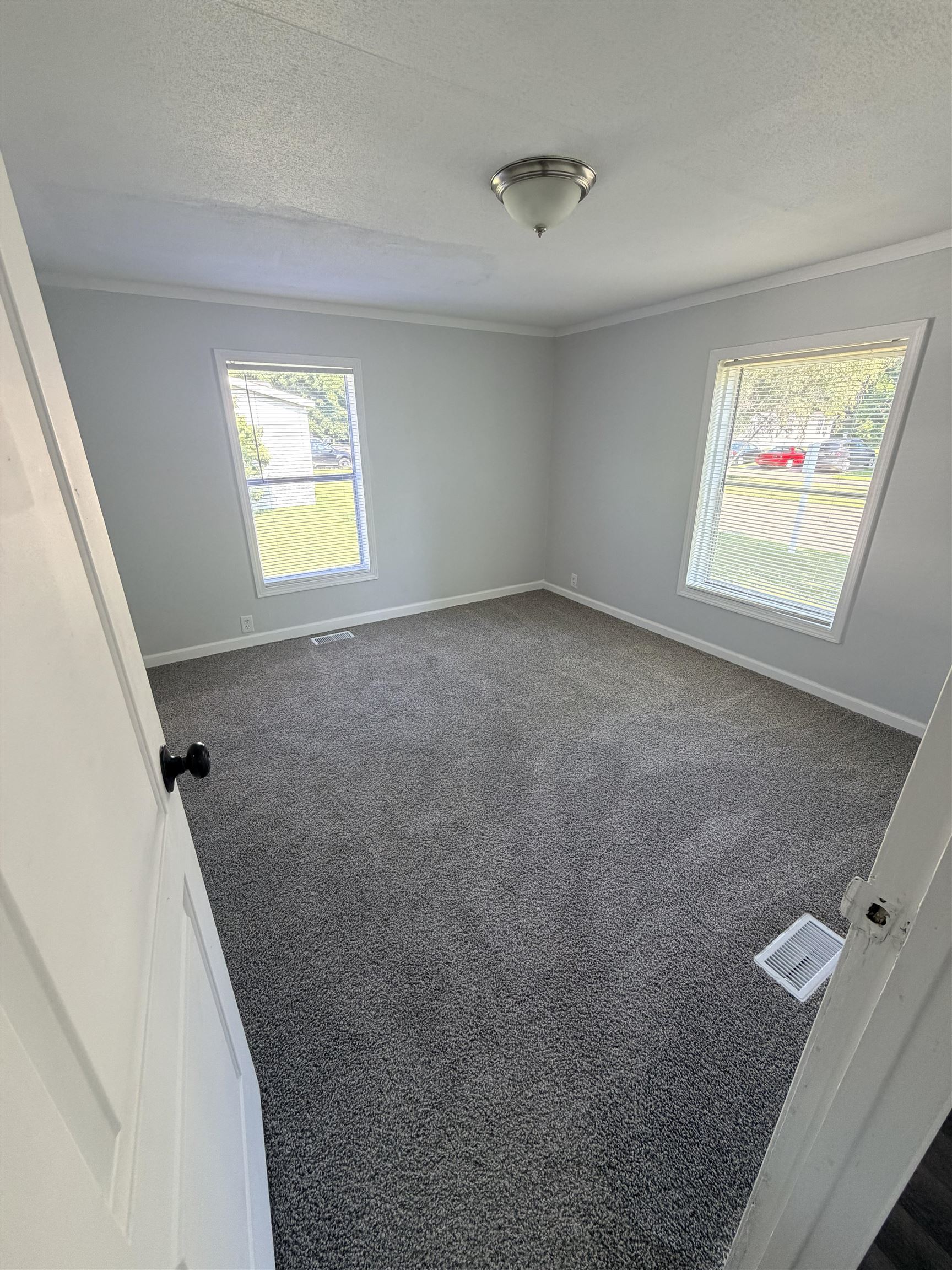 509 Spring Harbor Boulevard Springport, MI 49284 - Photo 10 of 19 1947905-6fa59fc0-13ad-4a09-a947-3f13a5898a3b.JPG