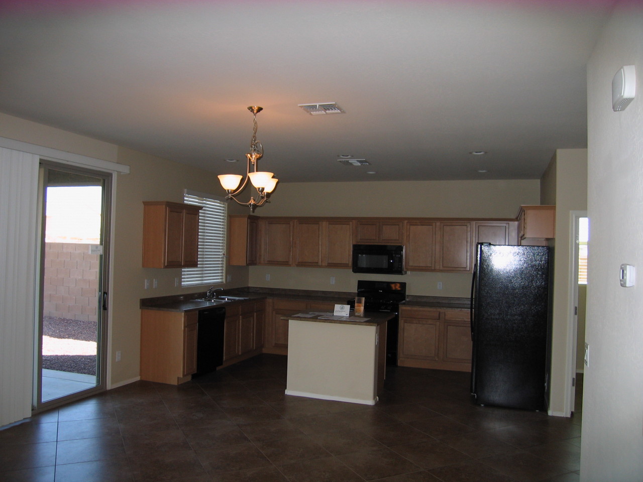 6912 West Harwell Road Laveen, AZ 85339 - Photo 10 of 14 Kitchen 2