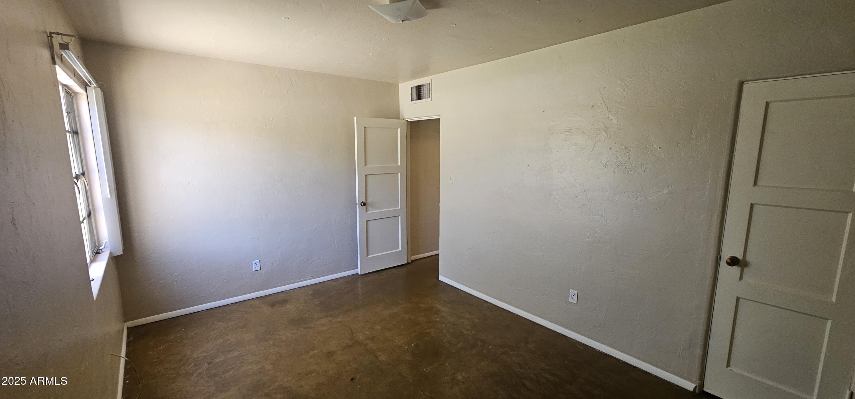 1234 South Farmer Avenue Tempe, AZ 85281 - Photo 16 of 47 a view of an empty room