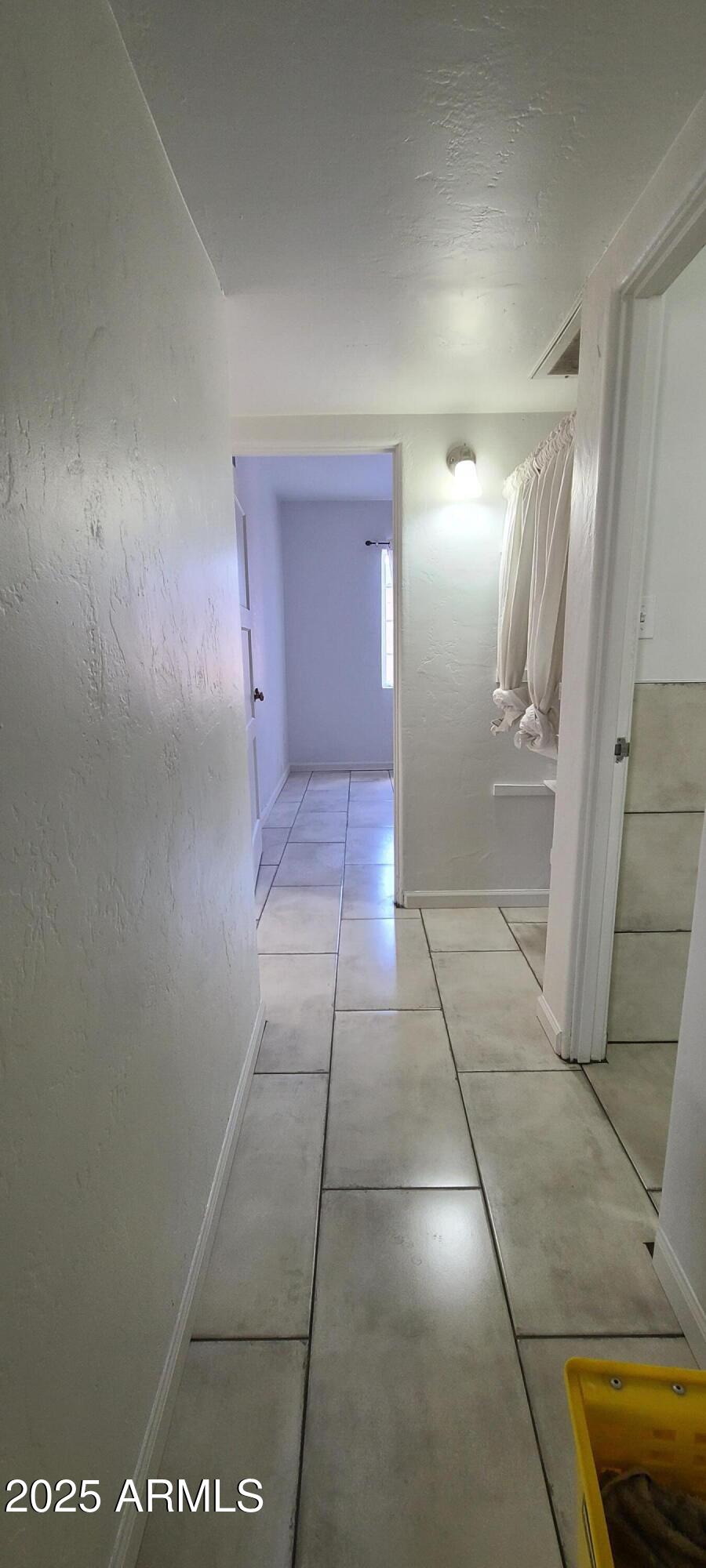 1234 South Farmer Avenue Tempe, AZ 85281 - Photo 29 of 47 a view of a hallway