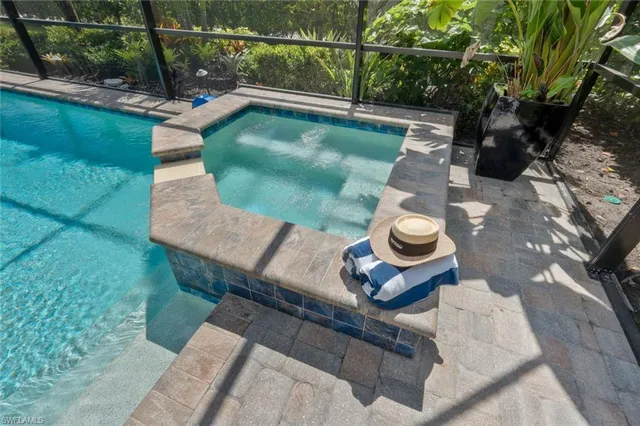 $1,059,000 | 9640 Everglades Boulevard North, Naples, FL 34120