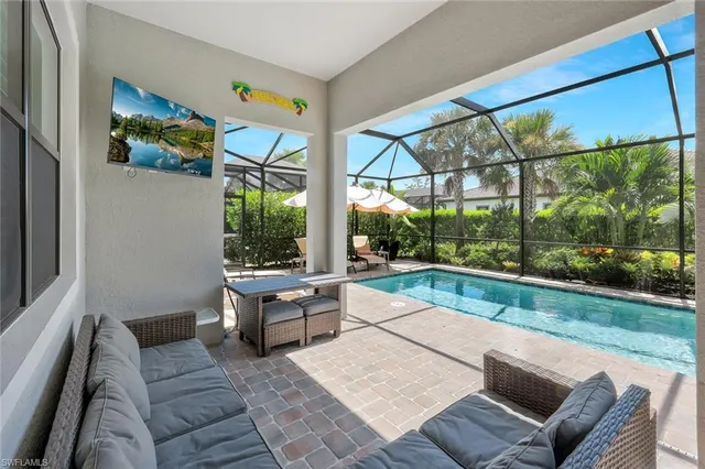 $1,059,000 | 9640 Everglades Boulevard North, Naples, FL 34120