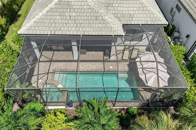 $1,059,000 | 9640 Everglades Boulevard North, Naples, FL 34120