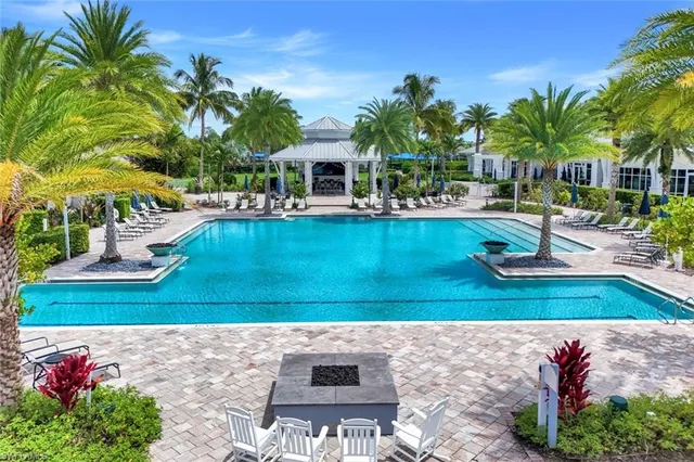 $1,059,000 | 9640 Everglades Boulevard North, Naples, FL 34120