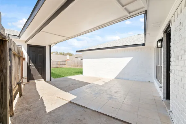 $2,500 | 13330 Agarita Lane, Houston, TX 77083