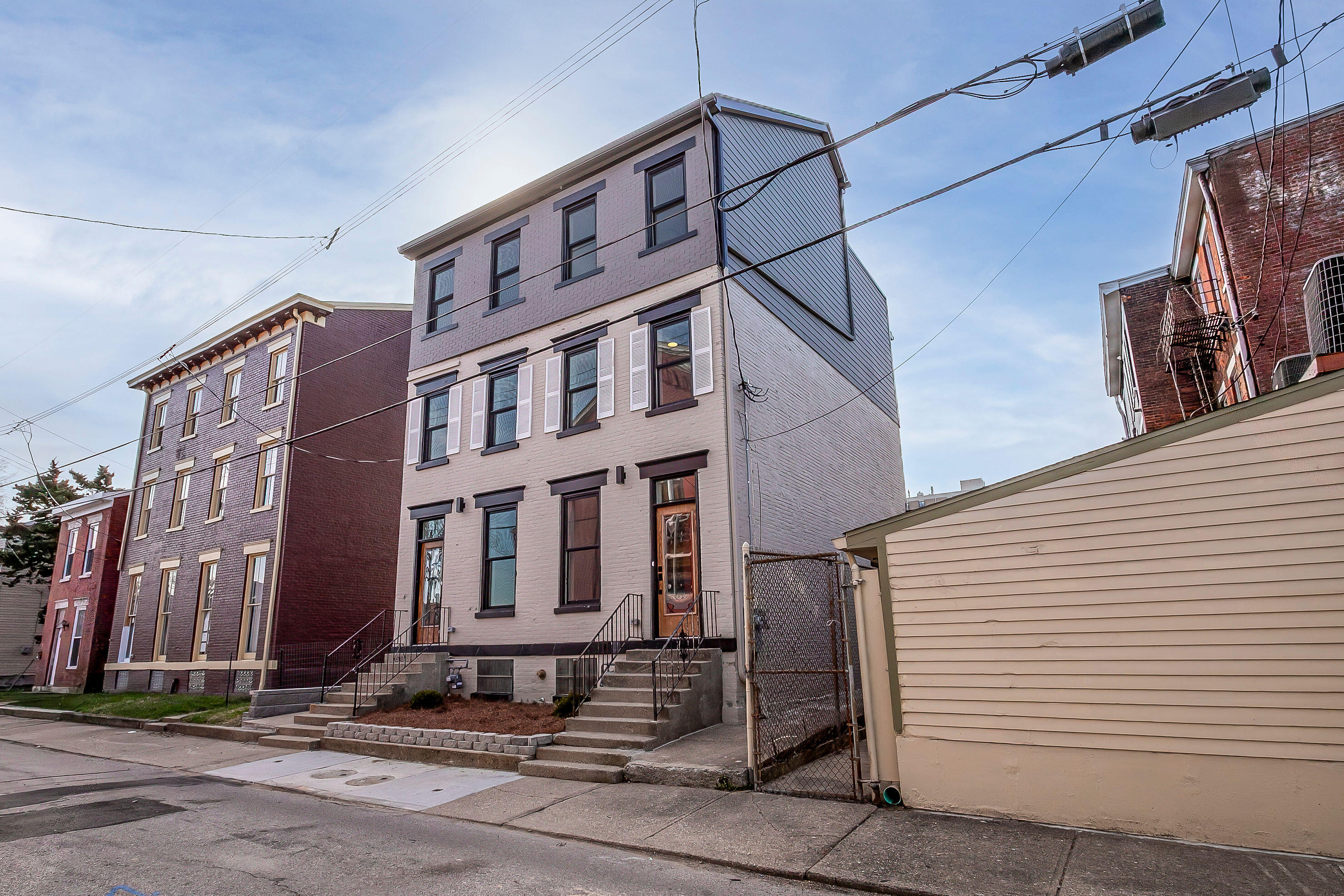 11 East 9th Street Covington, KY 41011 - Photo 2 of 44