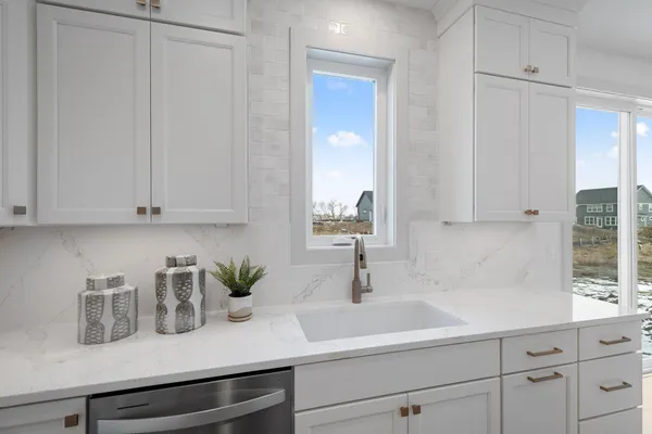 $1,125,000 | 18278 104th Avenue North, Maple Grove, MN 55311