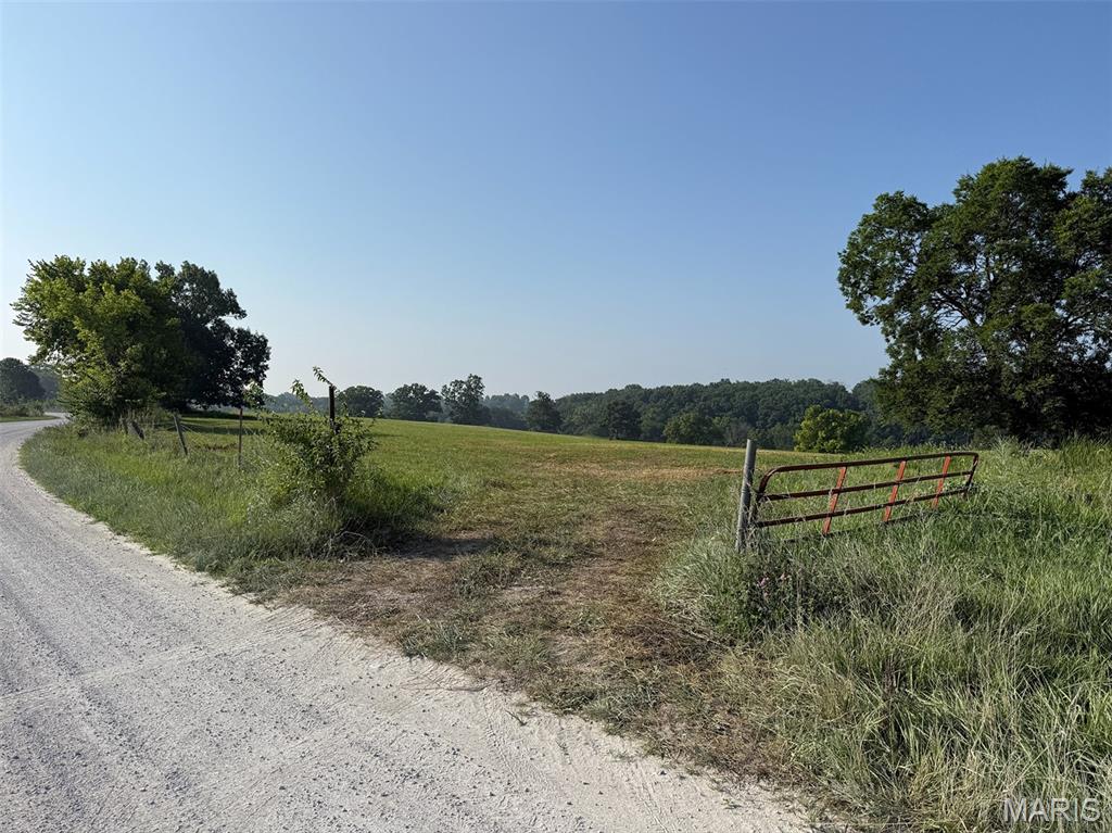 680 Tickridge Road Silex, MO 63377 - Photo 8 of 18 Gallery Image 8