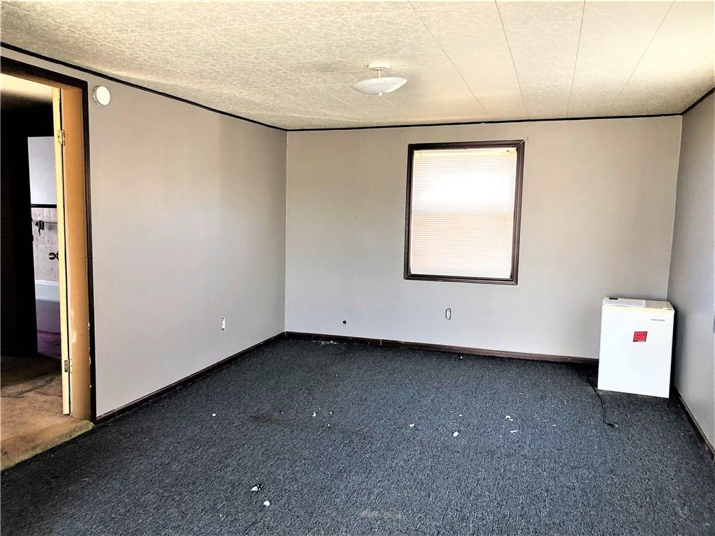 651 Lone Pine Road Washington, PA 15301 - Photo 11 of 16 a view of a room with a hallway