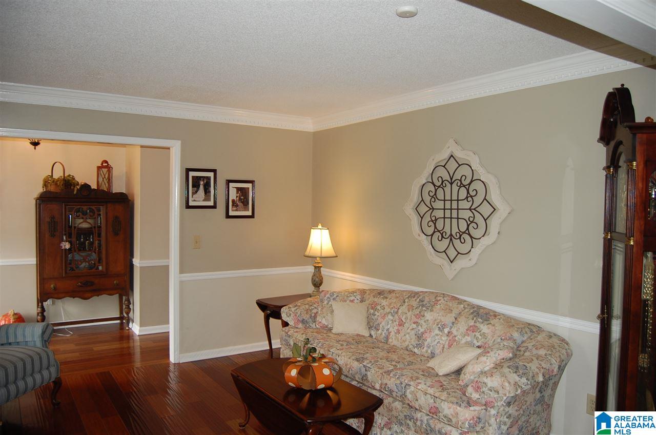 1054 Crest Road Leeds, AL 35094 - Photo 7 of 50 Gallery Image 7