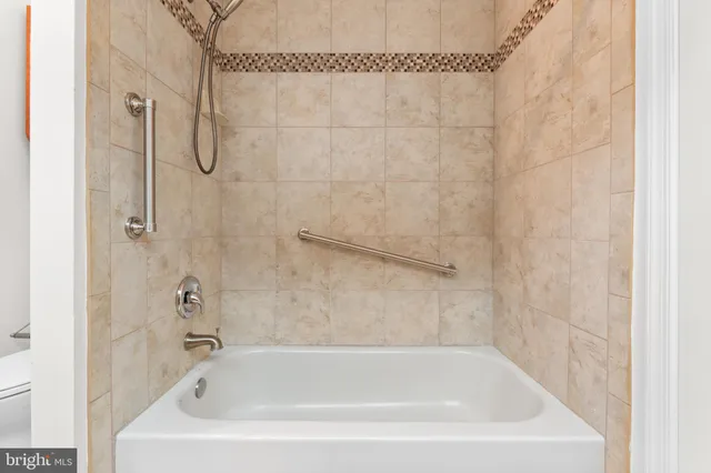 $1,250,000 | 11665 Gilman Lane, Herndon, VA 20170