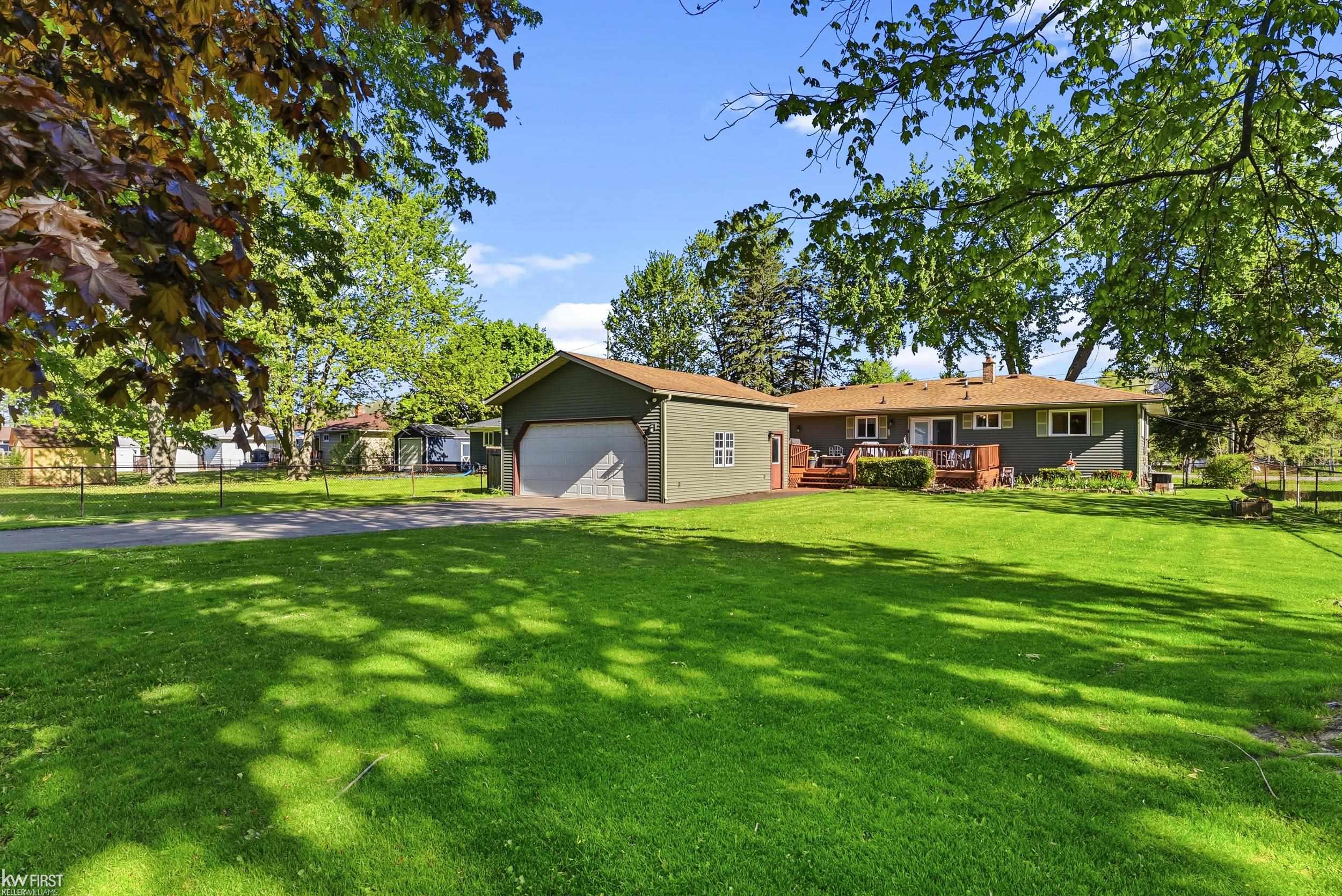 4271 Highland Road Milford, MI 48380 - Photo 6 of 48