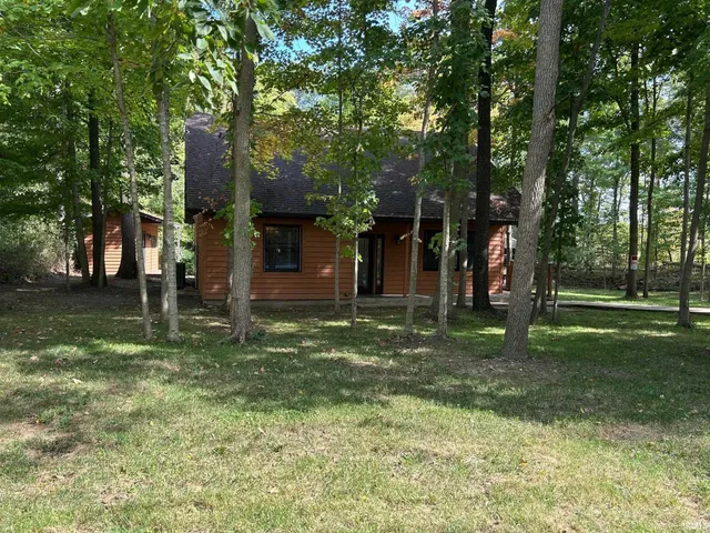 $199,500 | 893 Bobtail Court, Peru, IN 46970