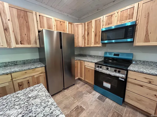 $199,500 | 893 Bobtail Court, Peru, IN 46970