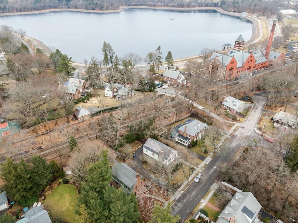 230 Middlesex Road Brookline, MA 02467 - Photo 28 of 28