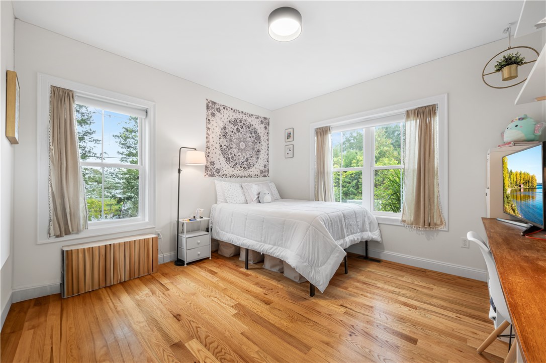 6 Boiling Spring Avenue Westerly, RI 02891 - Photo 15 of 32