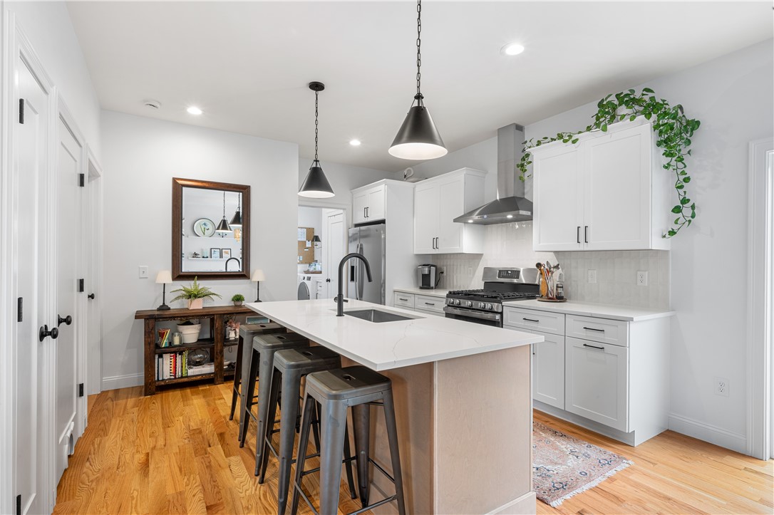 6 Boiling Spring Avenue Westerly, RI 02891 - Photo 10 of 32