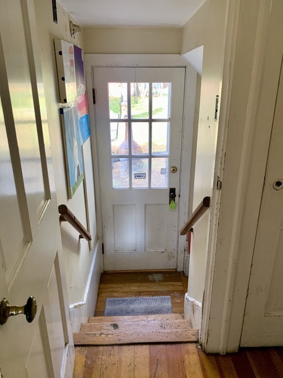 17 Everett Street Sherborn, MA 01770 - Photo 10 of 20