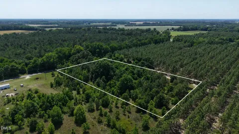 $32,500 | 401 Johnson Pond Road, Red Springs, NC 28377