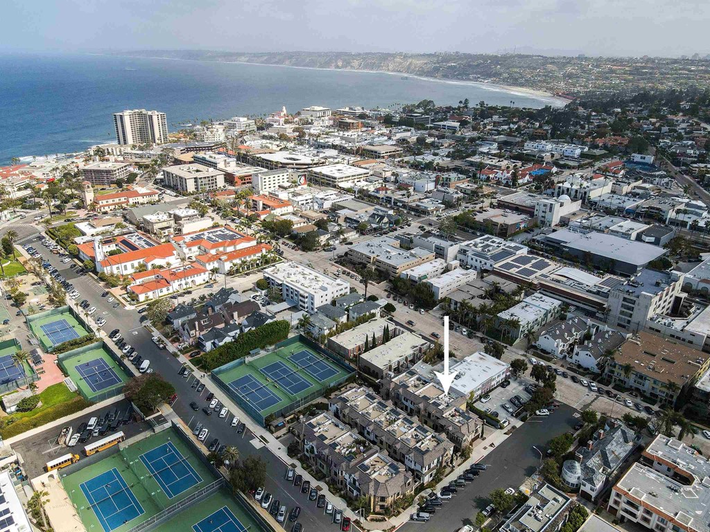 728 Silver Street La Jolla, CA 92037 - Photo 42 of 44 an aerial view of multiple house