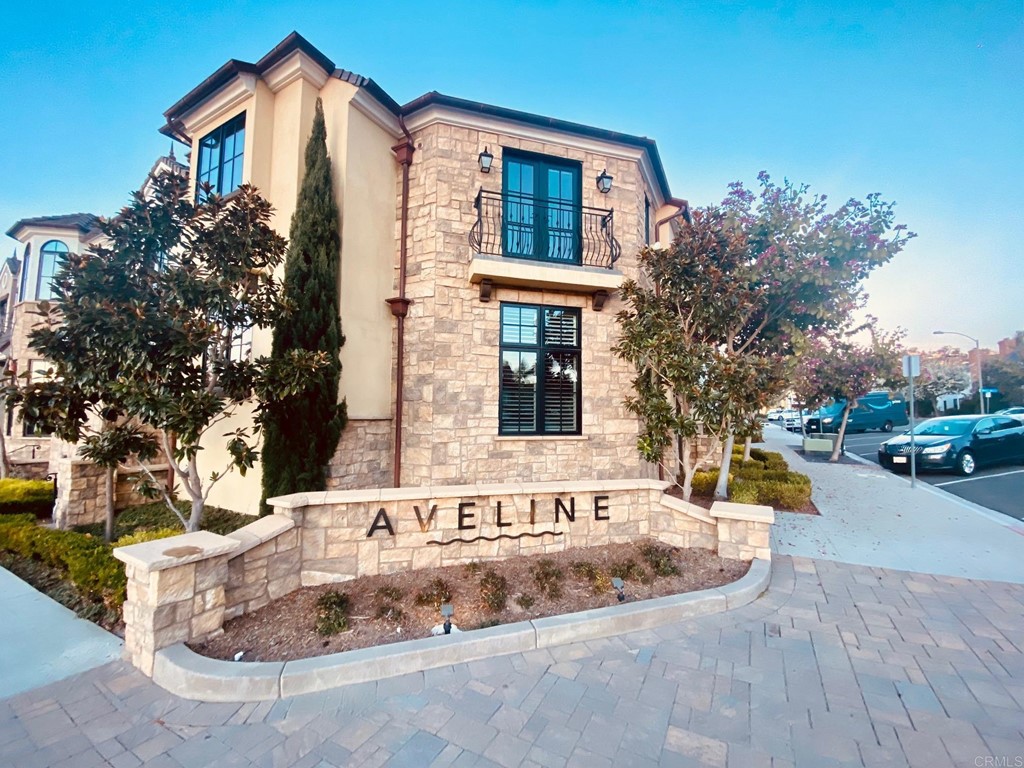 728 Silver Street La Jolla, CA 92037 - Photo 43 of 44 a view of a house with a street