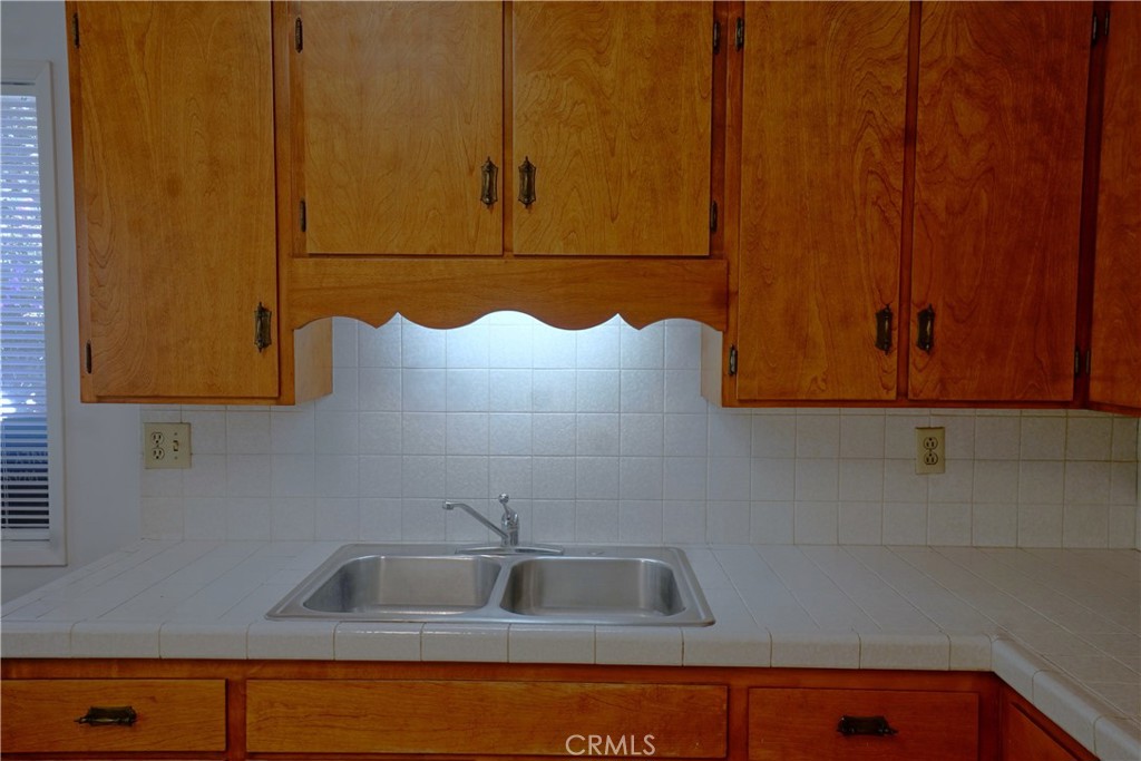 3750 Taft Street Riverside, CA 92503 - Photo 11 of 17