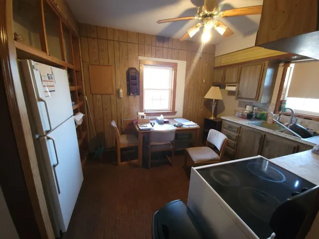 $105,000 | 108 North C Street, Arkansas City, KS 67005